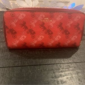 Large coach red horse and carriage wallet.